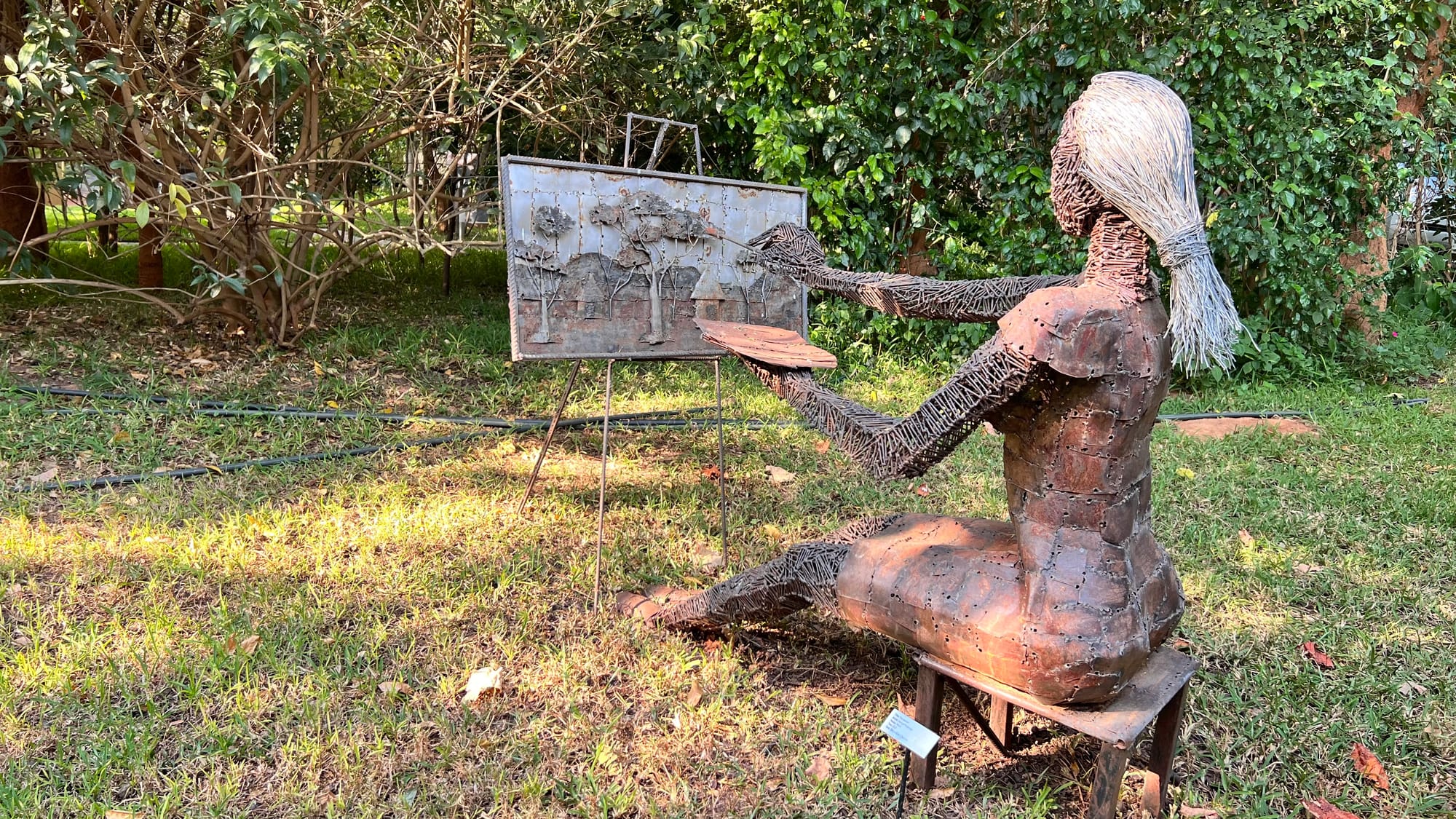 Creative Convergence: Business Angels, Art, and Entrepreneurial Innovation